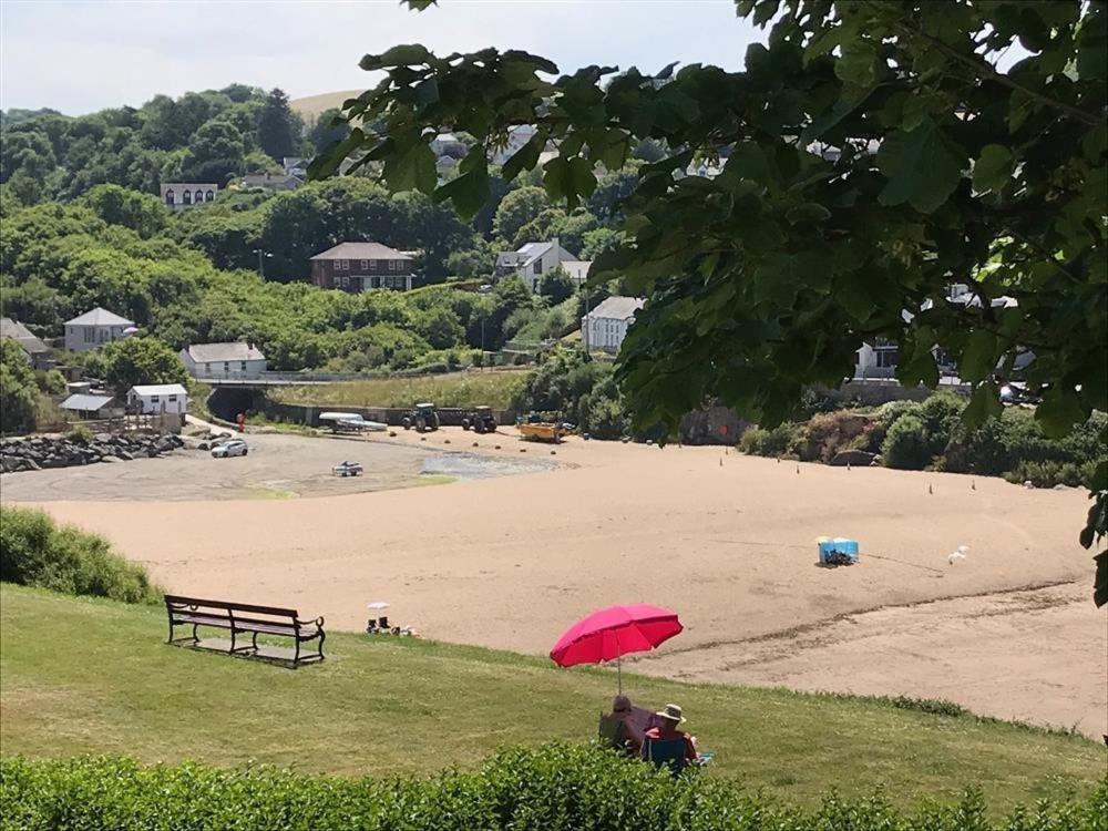 Beach Retreat 阿博波恩 外观 照片